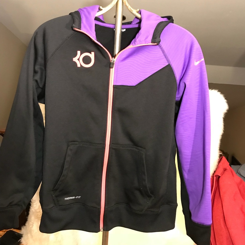 Sz M Nike therma fit zip up hoodie